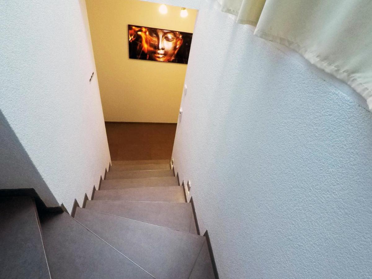 -Neubau- 30Qm Dach-Apartment Fulda Kültér fotó